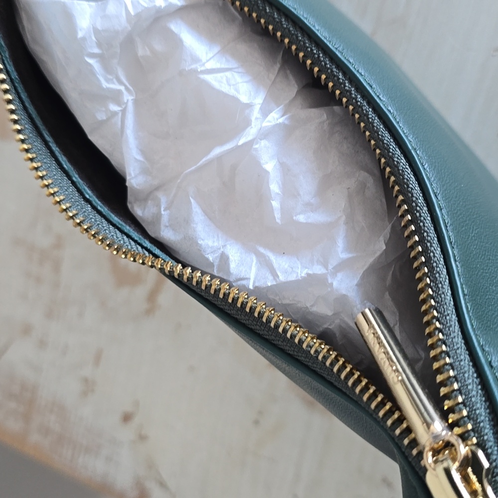 NWT Cuyana Mini Celestia Bag In Bottle Green - Picture 4 of 12
